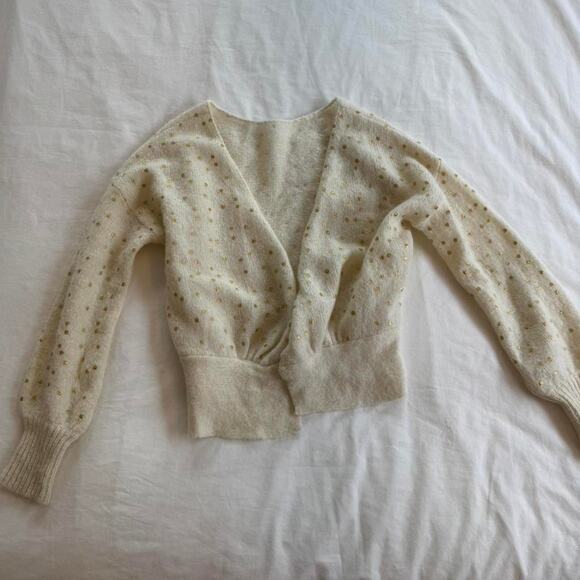 Sezane Sweaters - Sezane beautiful cream and white